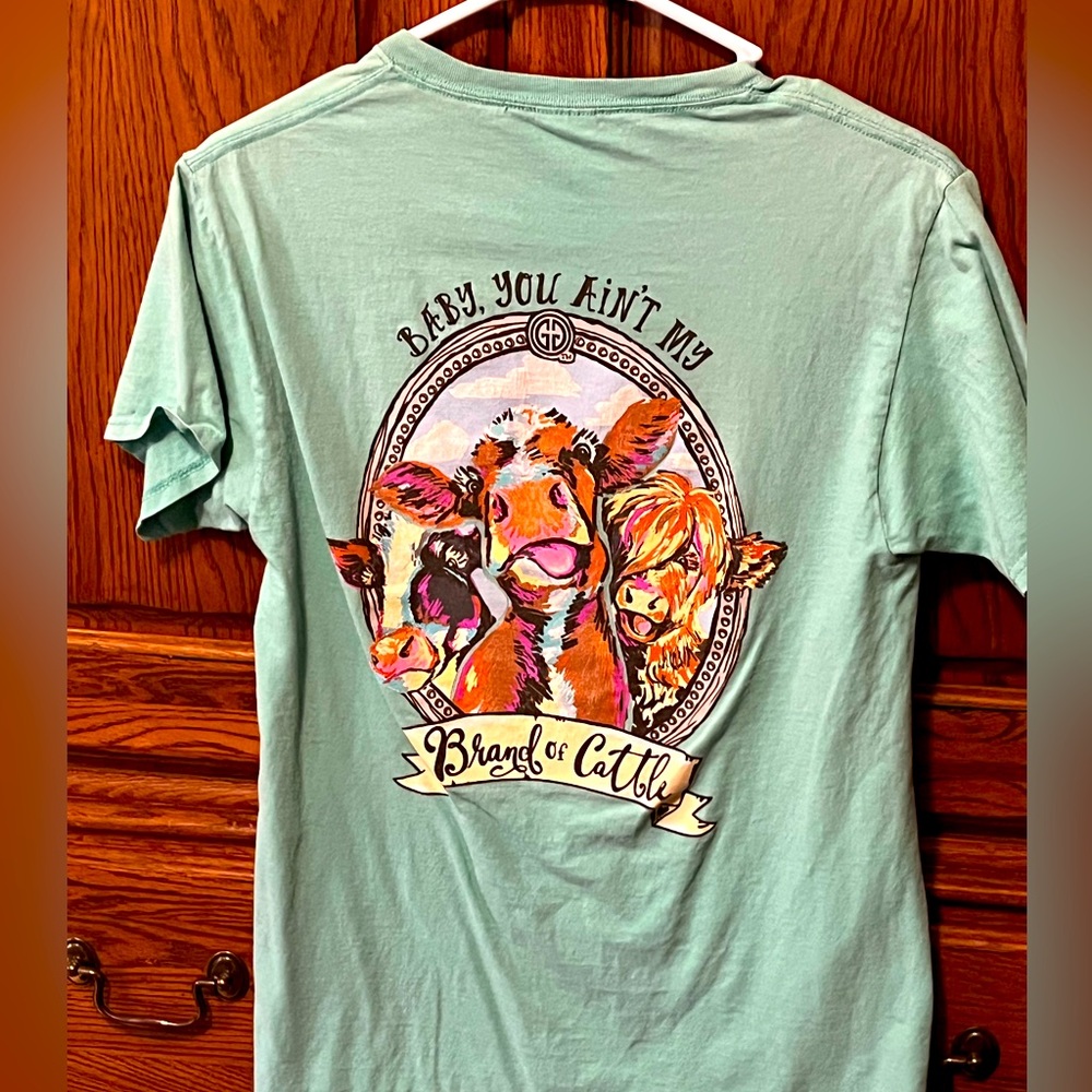 “Baby, you ain’t my brand of cattle” tee, Girlie Girl Original, size small